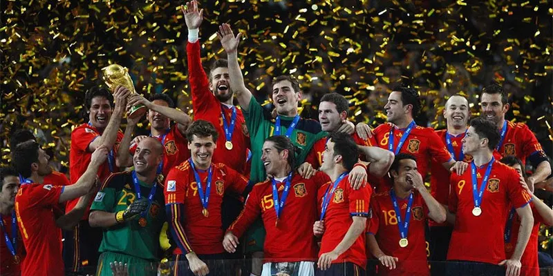 ĐTQG Tây Ban Nha thống trị bóng đá thế giới với triết lý Tiki Taka